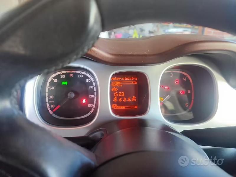 Usata Fiat Panda Cross Cross 80 CV (58 kW) 2015 Verde Utilitaria