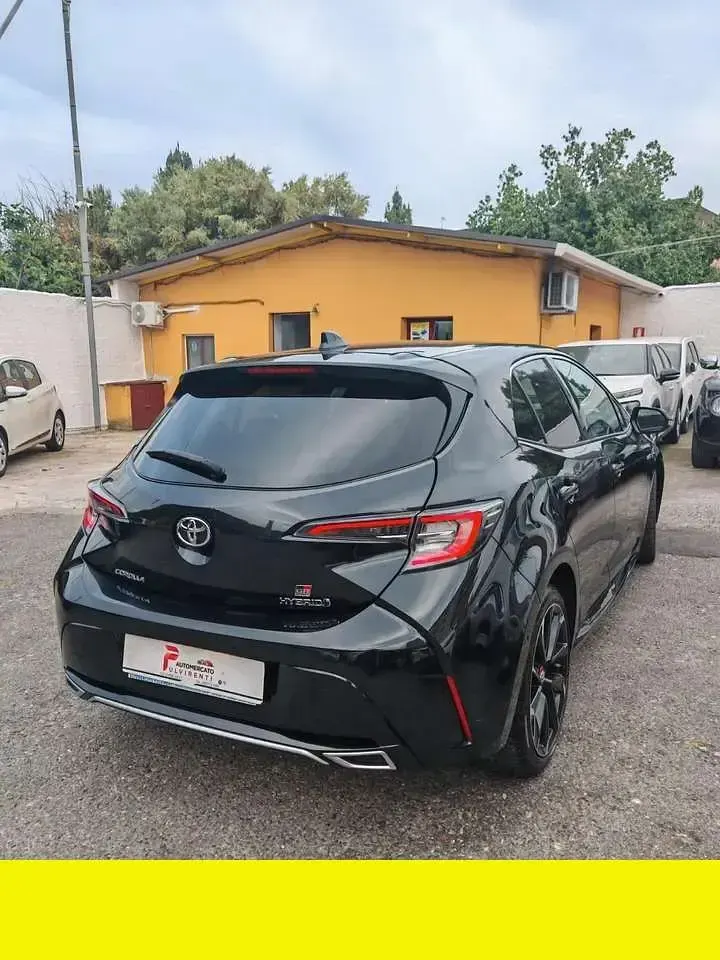 Usata Toyota Corolla 152 CV (111 kW) 2021 Other Berlina