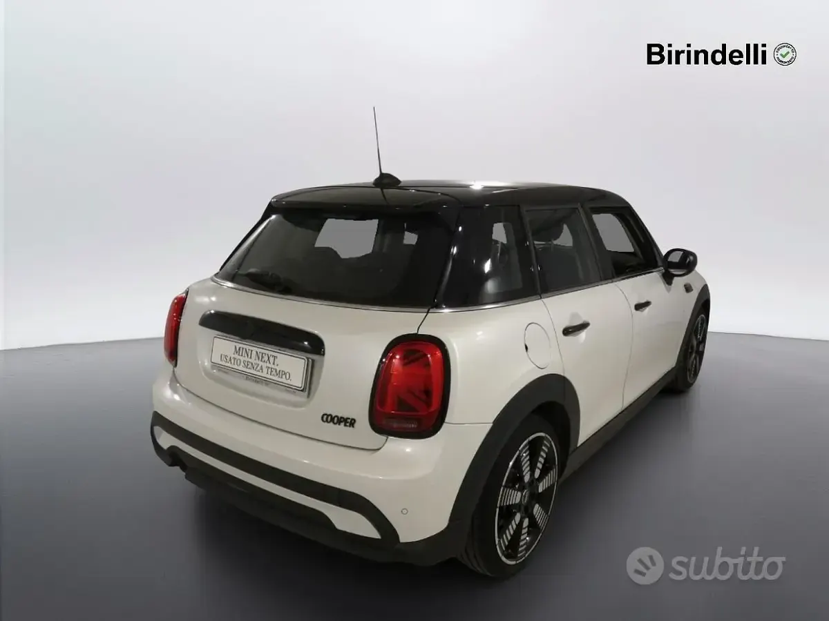 Usata Mini Cooper Classic 136 CV (100 kW) 2023 Bianco Utilitaria