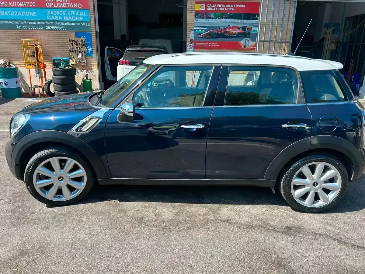 Usata Mini Countryman 143 CV (105 kW) 2012 Bluazzurro SUV