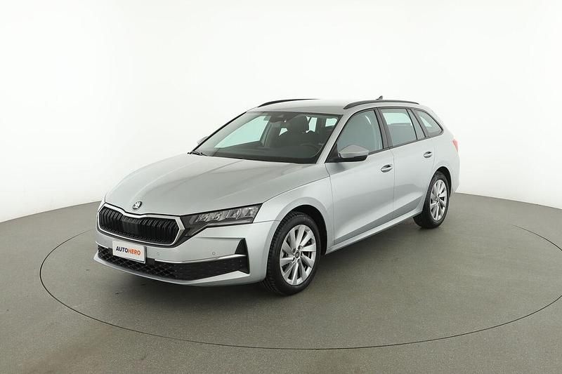 Usata Skoda Octavia Executive 150 CV (110 kW) 2024 Argento Station wagon