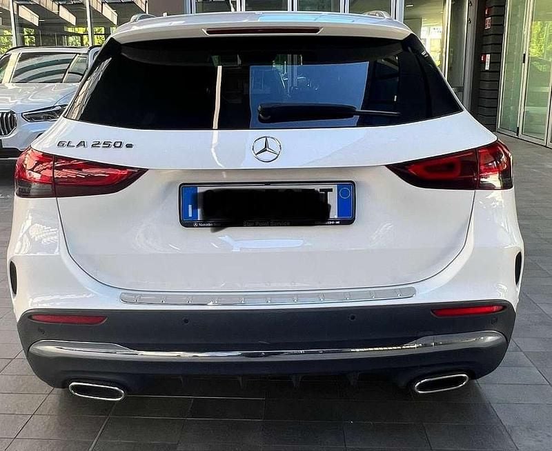 Usata Mercedes GLA250 Premium 160 CV (117 kW) 2020 Bianco SUV