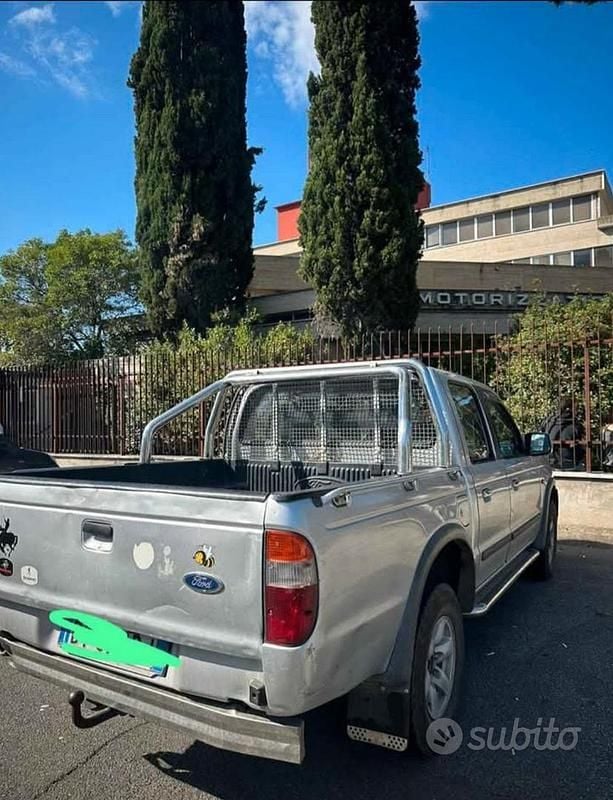 Usata Ford Ranger 143 CV (105 kW) 2002 Grigio Pick-up