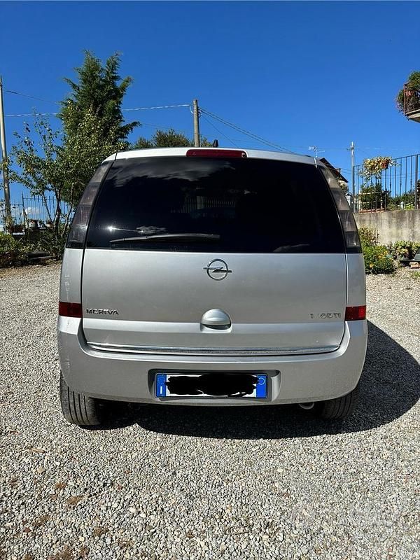 Usata Opel Meriva 2008 Grigio Monovolume