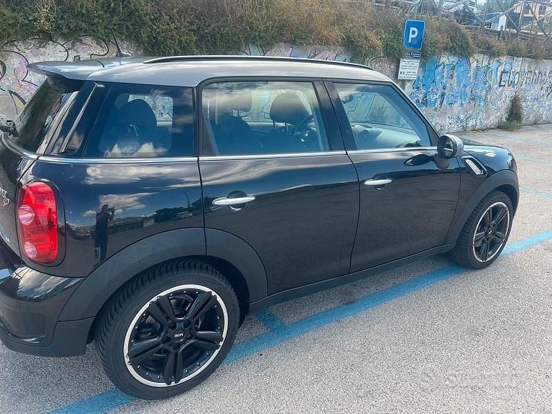Usata Mini Cooper SD Countryman 143 CV (105 kW) 2014 Nero SUV