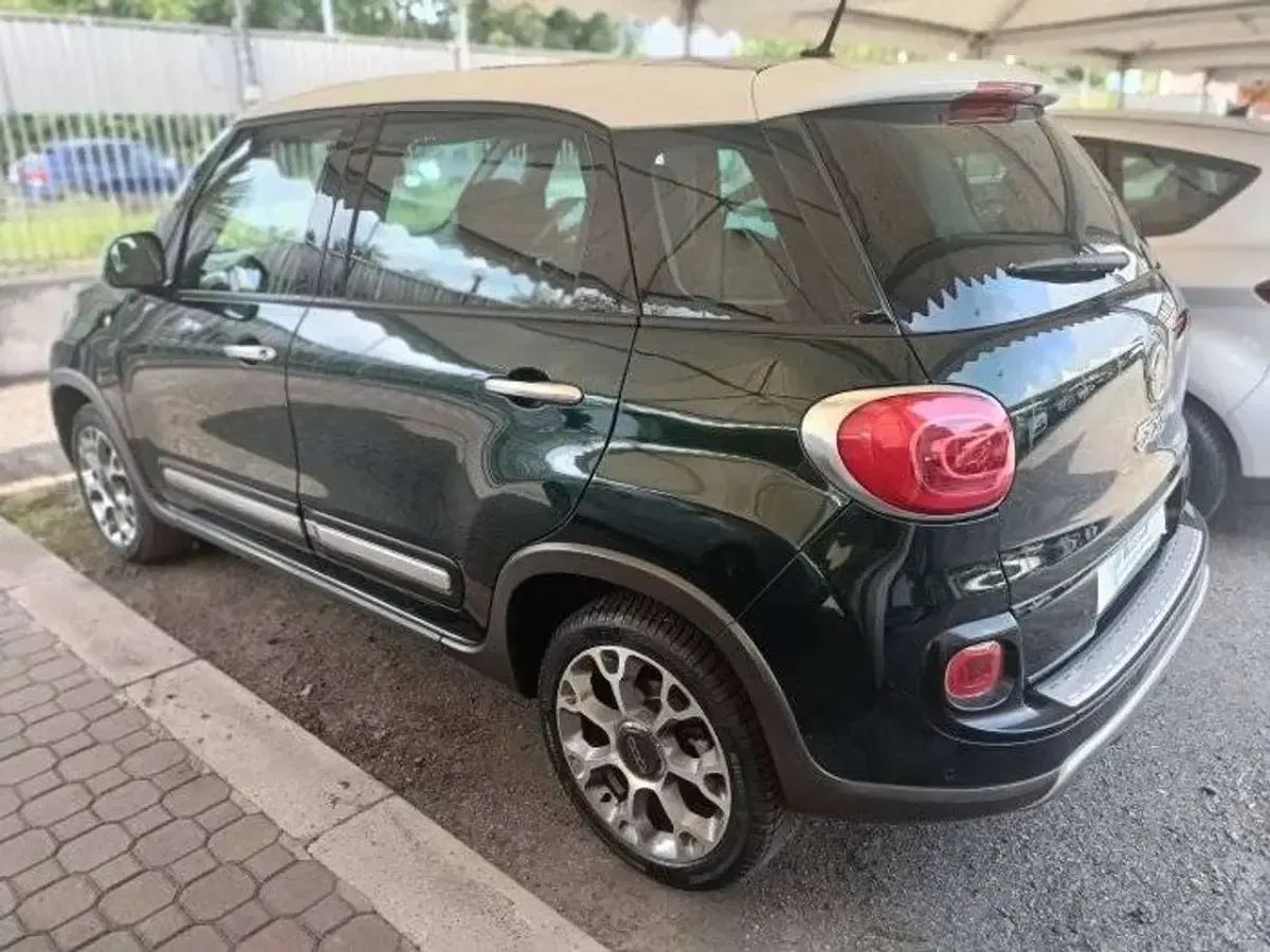 Usata Fiat 500L Trekking 95 CV (69 kW) 2014 Verde scuro Monovolume