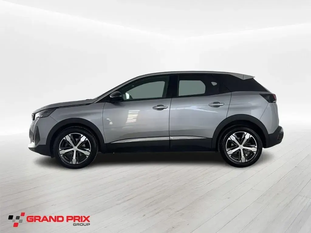 Usata Peugeot 3008 Active 131 CV (96 kW) 2023 Grigio SUV