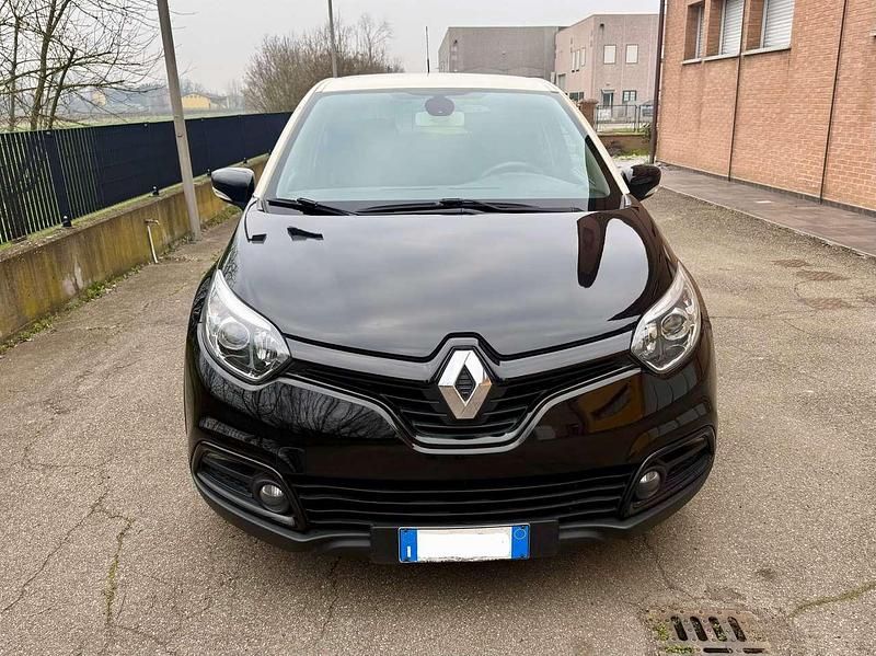 Usata Renault Captur 90 CV (66 kW) 2013 Nero SUV