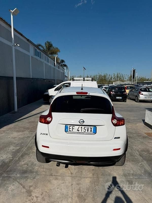 Usata Nissan Juke Acenta 110 CV (80 kW) 2011 Bianco SUV
