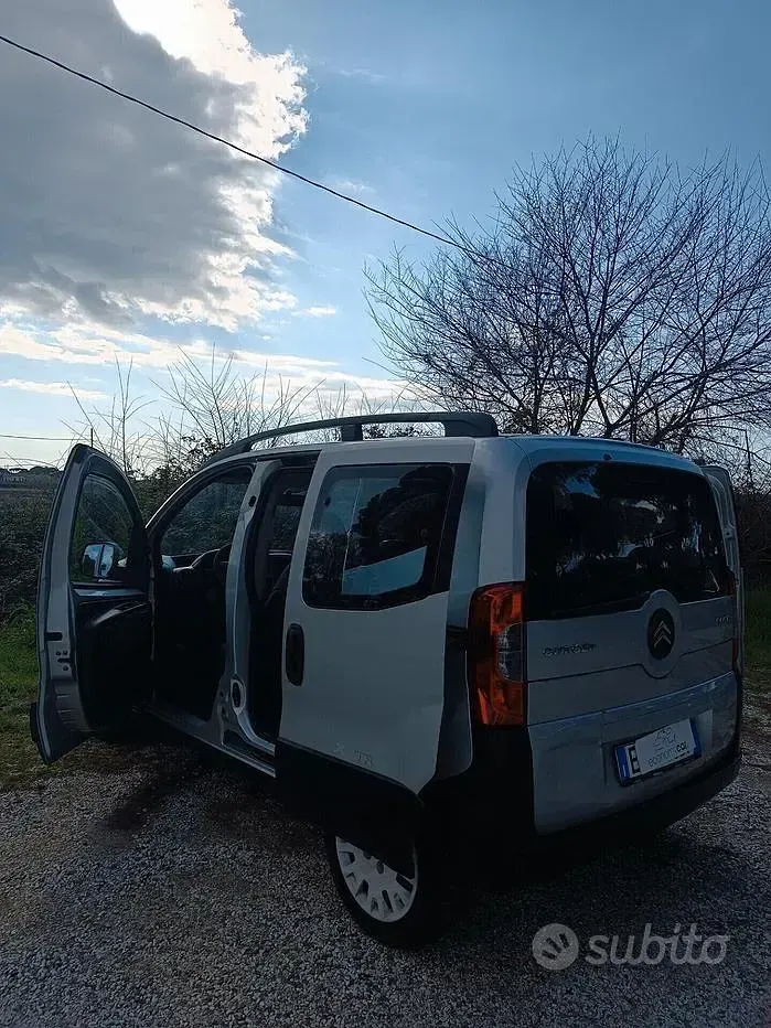 Usata Citroën Nemo XTR 75 CV (55 kW) 2011 Grigio Monovolume