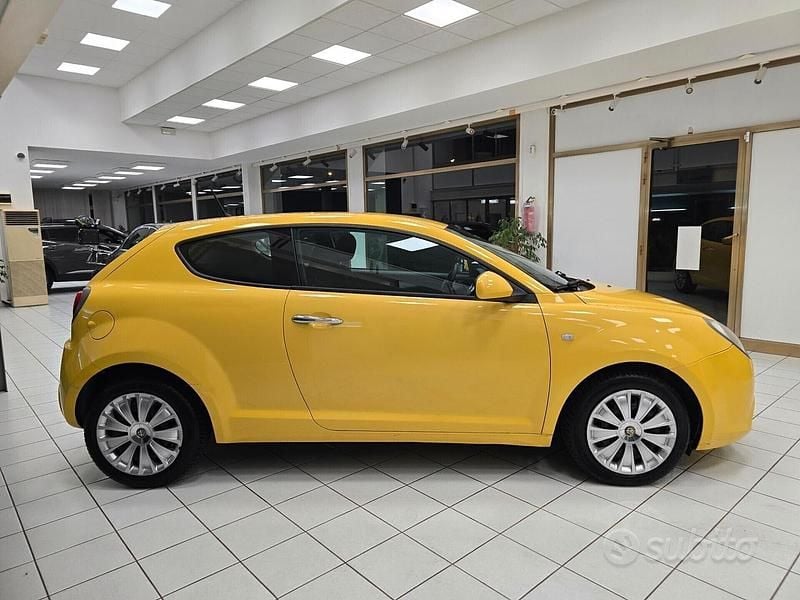 Usata Alfa Romeo MiTo Distinctive 78 CV (57 kW) 2012 Giallo Utilitaria