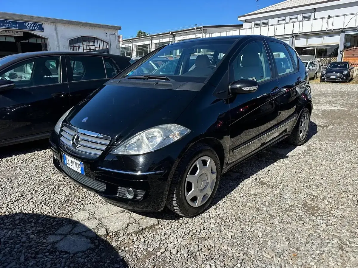 Usata Mercedes A160 Elegance 109 CV (80 kW) 2006 Nero Monovolume