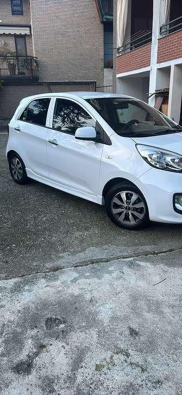 Usata Kia Picanto LX 60 CV (44 kW) 2014 Utilitaria