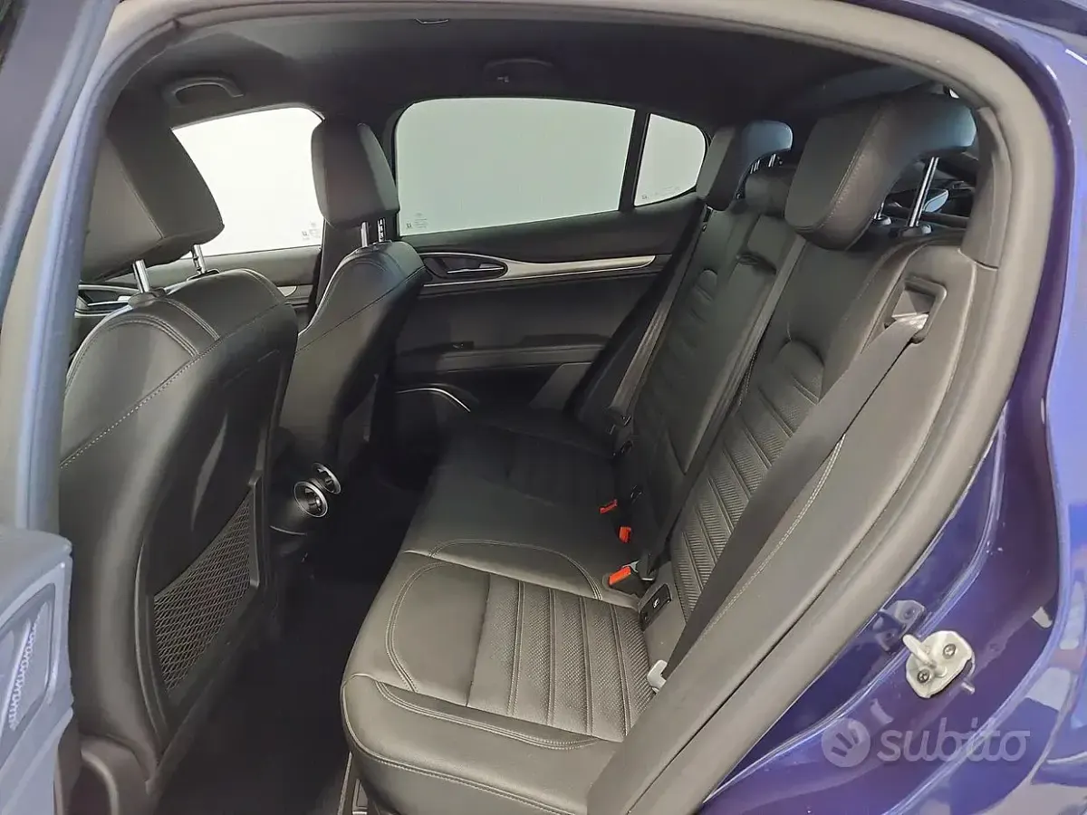 Usata Alfa Romeo Stelvio 209 CV (153 kW) 2021 Bluazzurro SUV