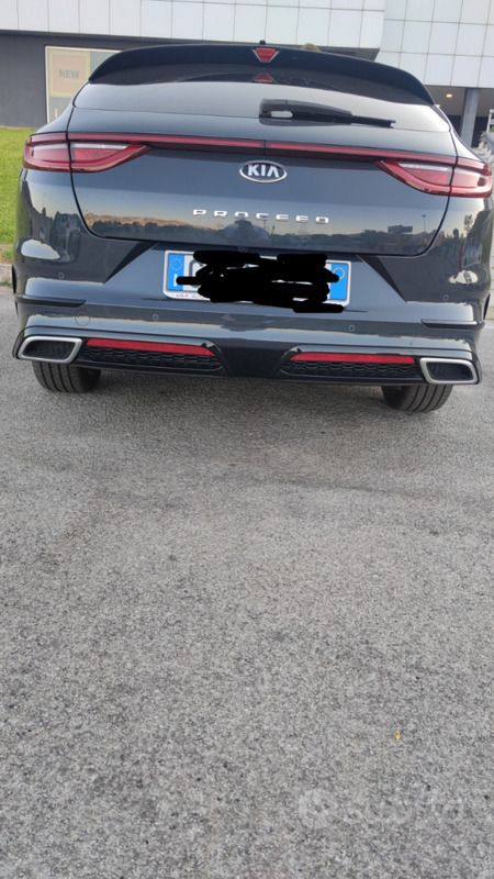 Grigio Usata 2021 Kia ProCeed Due volumi | 22.000 € (Buon prezzo) - Immagine 1/4