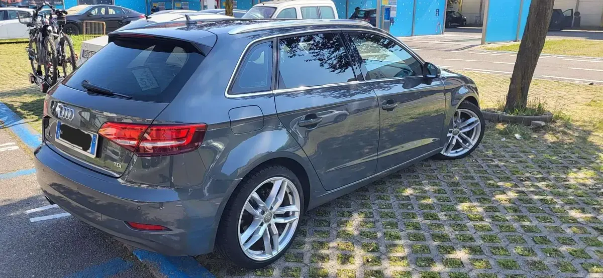 Usata Audi A3 Design 116 CV (85 kW) 2017 Berlina