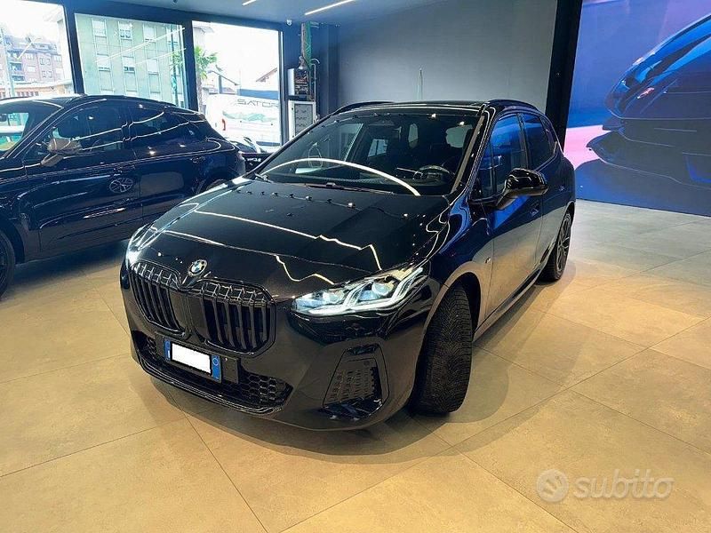 Usata BMW 218 Active Tourer M Sport 136 CV (100 kW) 2023 Nero metallizzato Monovolume