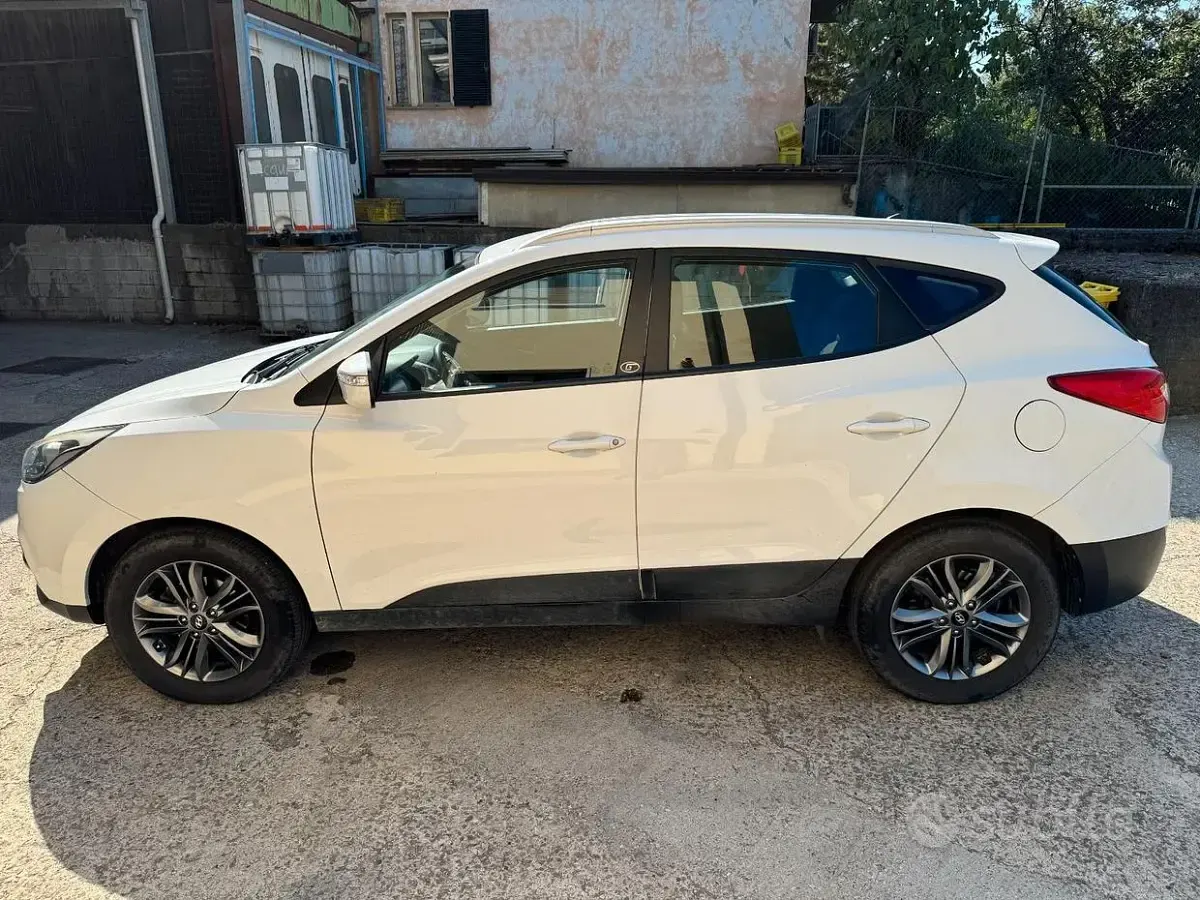 Usata Hyundai ix35 163 CV (119 kW) 2015 Bianco SUV