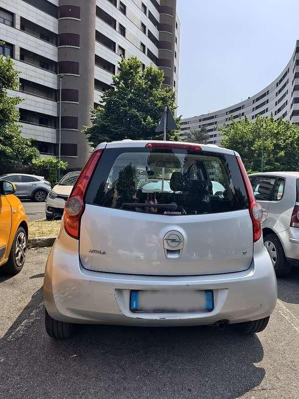 Usata Opel Agila Enjoy 86 CV (63 kW) 2008 Utilitaria