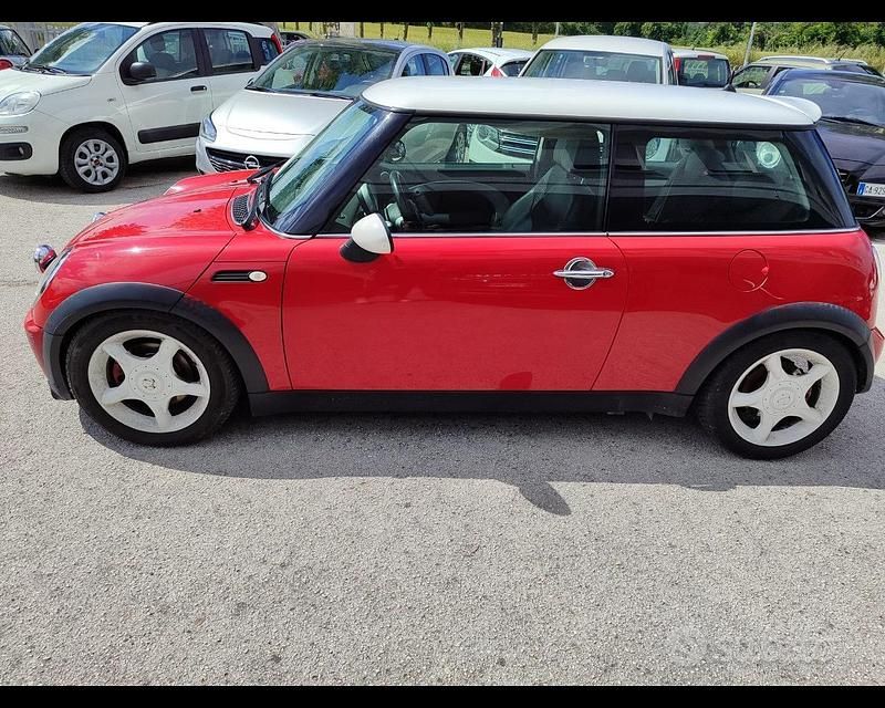 Occasion Mini Cooper 116 ch (85 kW) 2003 Rouge Citadine