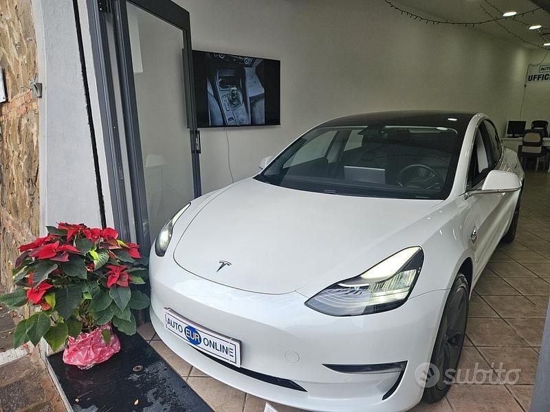 Usata Tesla Model 3 Standard Range 239 kW (325 CV) 2020 Bianco Berlina