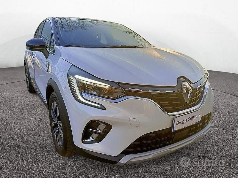 Bianco Usata 2022 Renault Captur Techno SUV | 16.800 € (Buon prezzo) - Immagine 1/4