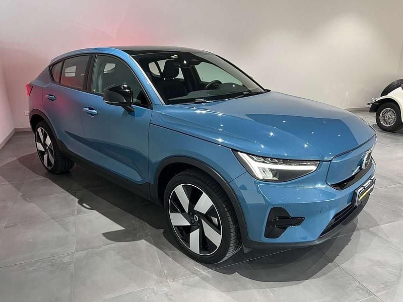 Usata Volvo C40 80 kW (109 CV) 2022 Azzurro SUV