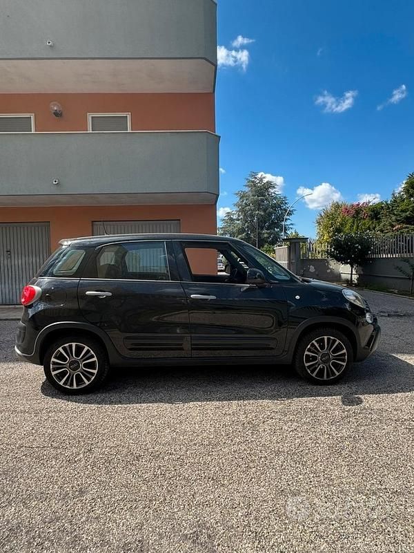 Usata Fiat 500L Cross 95 CV (69 kW) 2019 Nero Monovolume