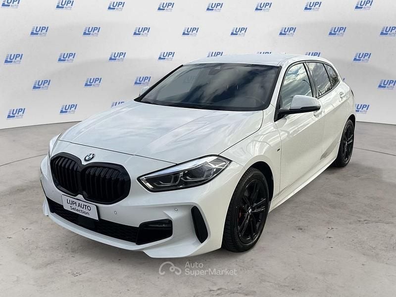 Bianco Usata 2024 BMW 120 M Sport Due volumi | 32.100 € (Ottimo prezzo) - Immagine 1/4
