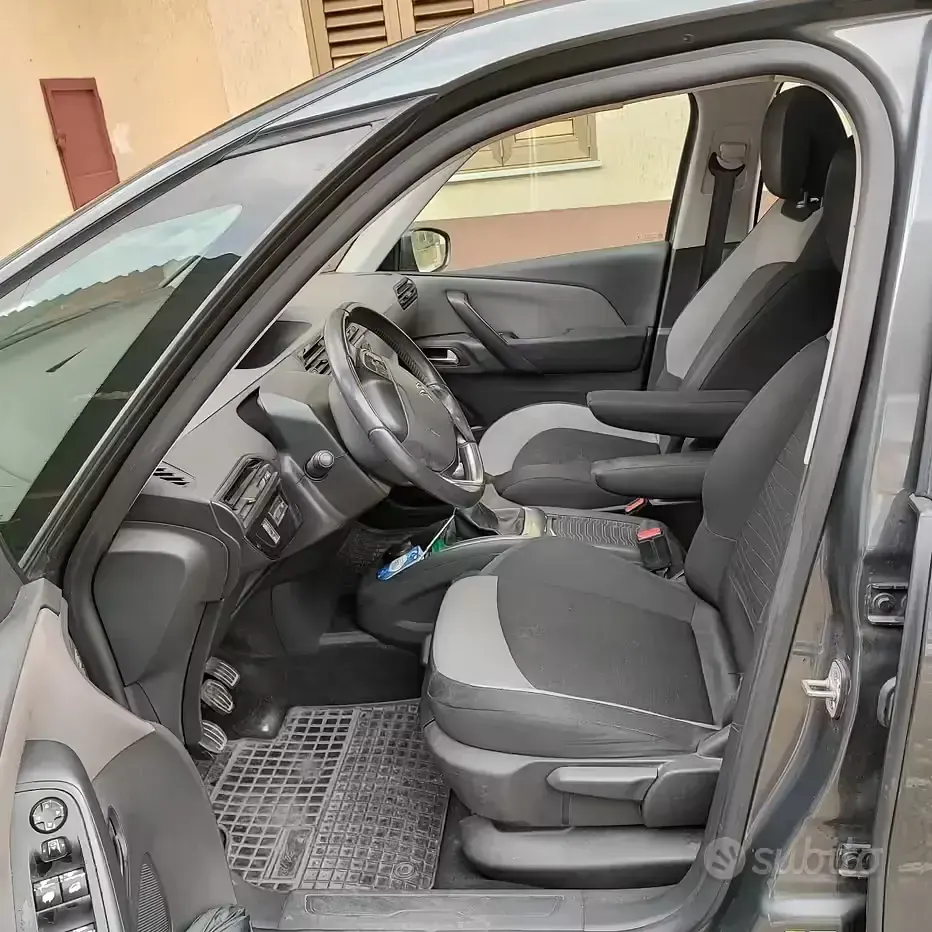Usata Citroën C4 Picasso 115 CV (84 kW) 2014 Grigio Monovolume