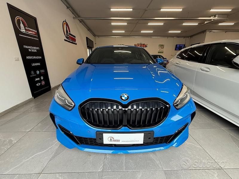 Usata BMW 118 M Sport 136 CV (100 kW) 2022 Blu/azzurro Utilitaria