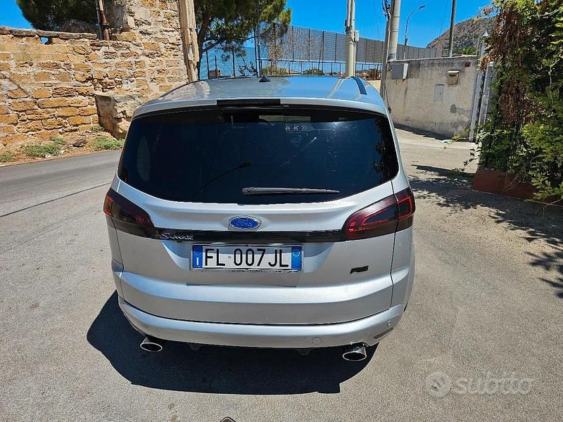 Usata Ford S-MAX Titanium 2013 Grigio Monovolume