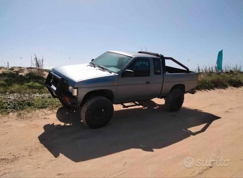 Usata Nissan King 72 CV (52 kW) 1988 Pick-up