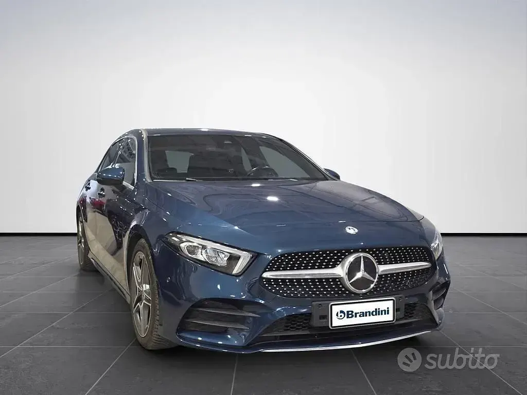 Usata Mercedes A220 Premium 190 CV (139 kW) 2022 Blu scuro Berlina