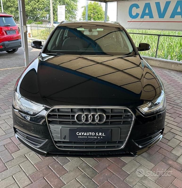 Usata Audi A4 Advanced 150 CV (110 kW) 2015 Nero Station wagon
