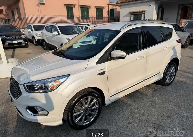 Usata Ford Kuga Vignale 179 CV (131 kW) 2017 Bianco SUV