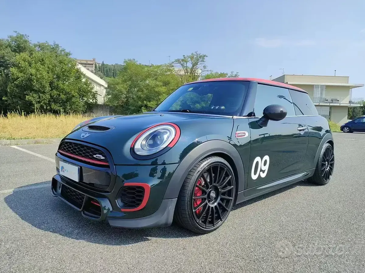 Usata Mini John Cooper Works Challenge 231 CV (169 kW) 2016 Utilitaria
