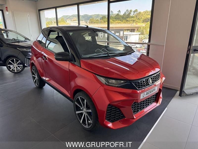 Rosso Usata 2024 Aixam Coupe GTI Due volumi | 18.000 € - Immagine 1/4