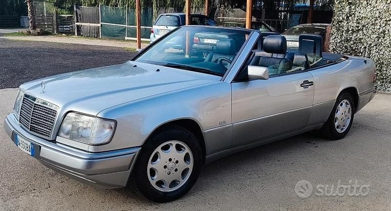 Usata Mercedes E200 1997 Grigio Station wagon