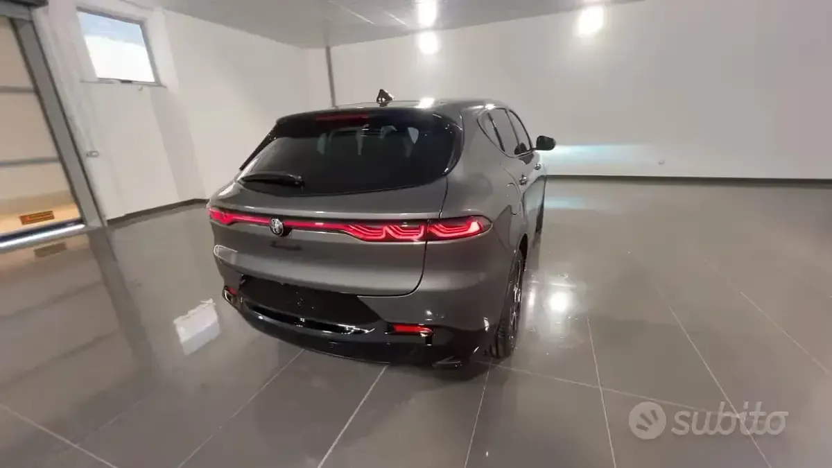 Nuova Alfa Romeo Tonale Veloce 131 CV (96 kW) 2026 Grigio SUV