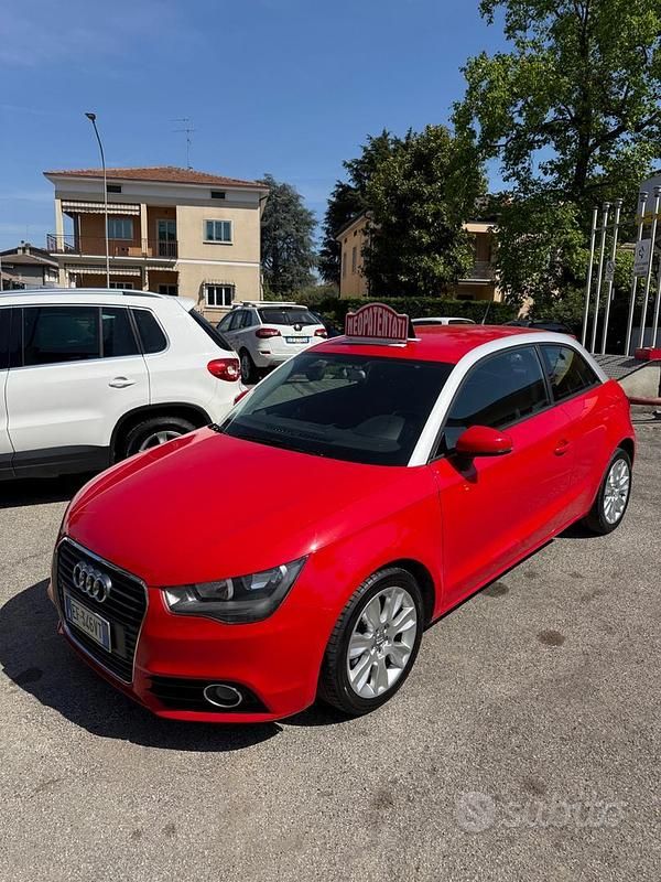 Usata Audi A1 Ambition 86 CV (63 kW) 2011 Rosso Utilitaria