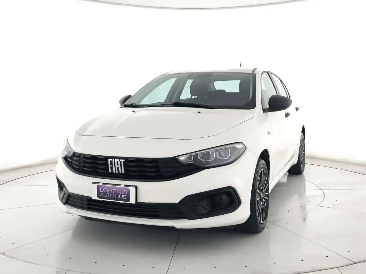 Usata Fiat Tipo City Life 131 CV (96 kW) 2021 Bianco pastello Berlina