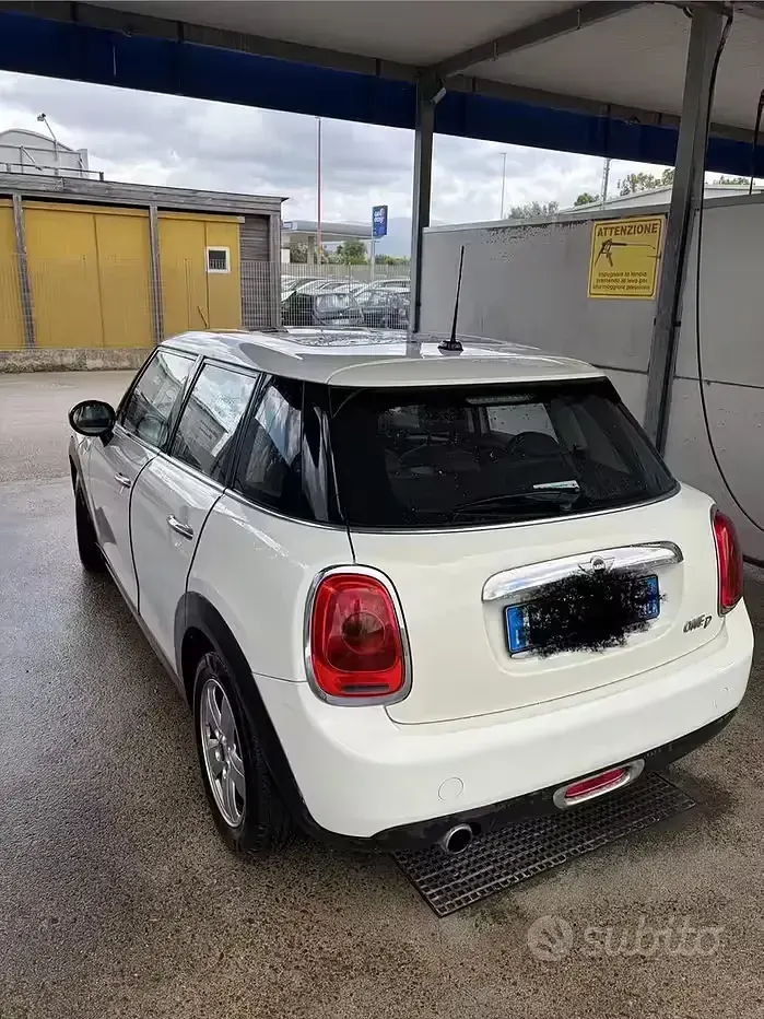 Usata Mini One D 95 CV (69 kW) 2015 Bianco Utilitaria