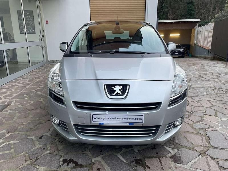 Usata Peugeot 5008 Allure 156 CV (114 kW) 2010 Argento Monovolume