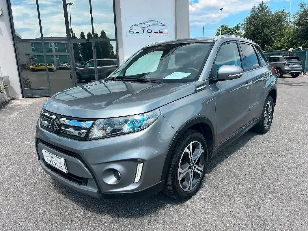 Usata Suzuki Vitara 120 CV (88 kW) 2016 Grigio SUV