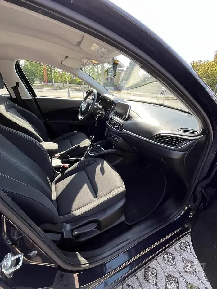 Usata Fiat Tipo 84 CV (61 kW) 2019 Bluazzurro Berlina