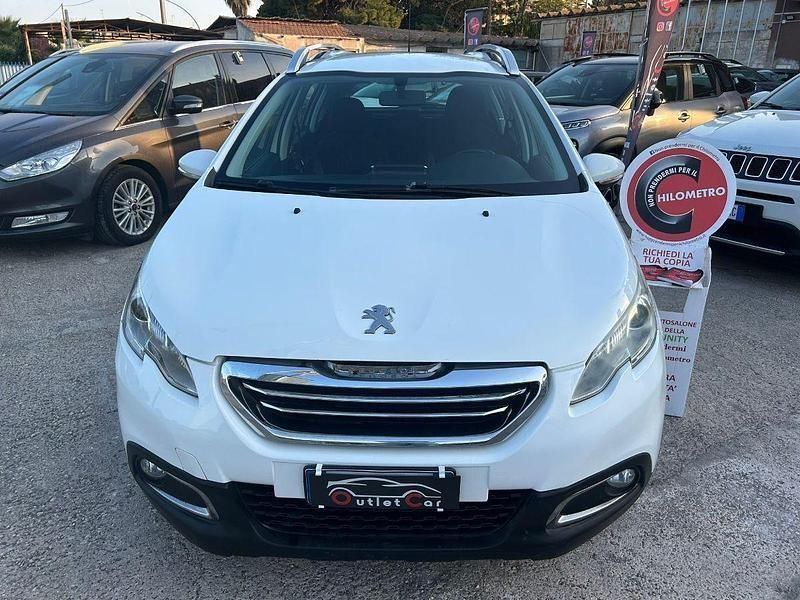 Usata Peugeot 2008 Active 92 CV (67 kW) 2015 Bianco SUV