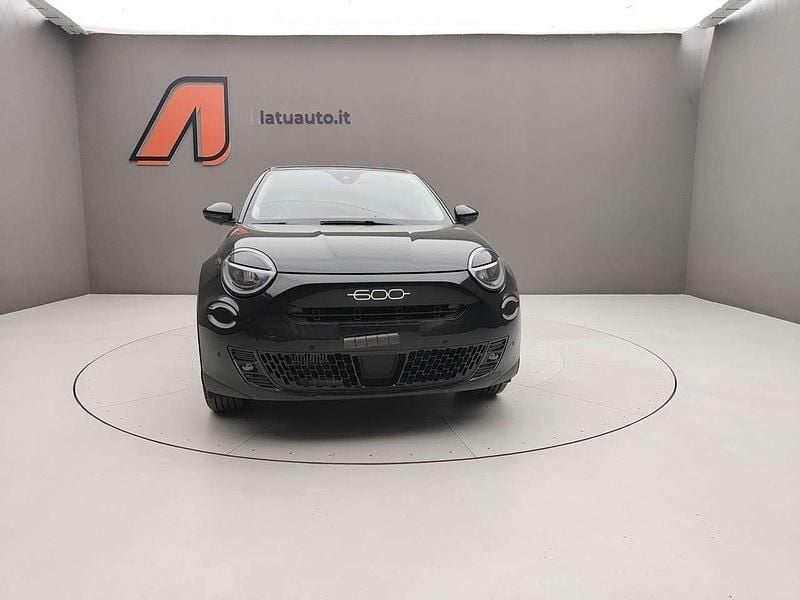 Nuova Fiat 600 La Prima 110 CV (80 kW) 2025 Sabbia terra d' italia Utilitaria