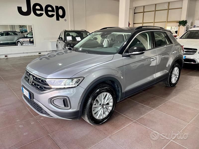 Usata VW T-Roc Style 150 CV (110 kW) 2024 Grigio SUV