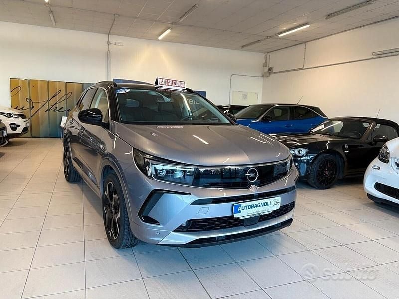 Usata Opel Grandland X Ultimate 131 CV (96 kW) 2024 Grigio SUV